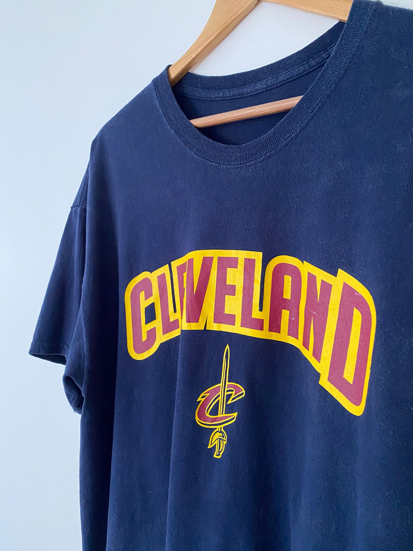 Cleveland Cavaliers Basketball T-Shirt - XL