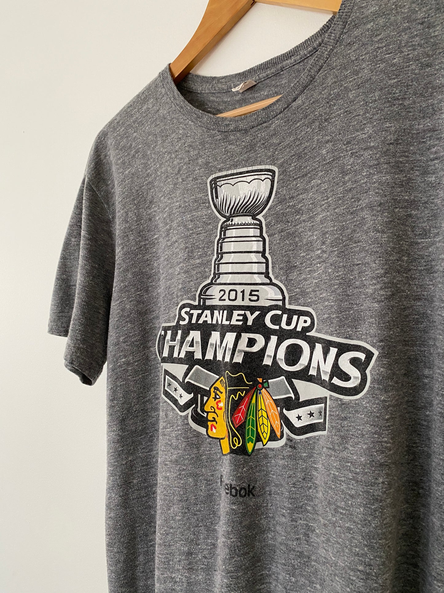 2015 Stanley Cup Champions Chicago Blackhawks Ice Hockey T-shirt - M